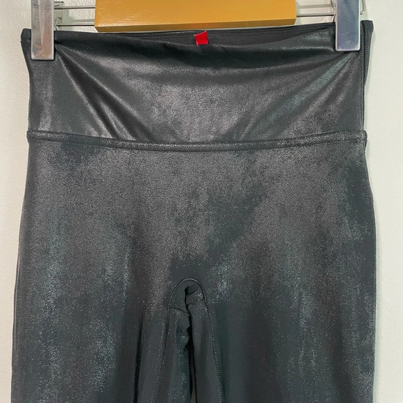 Spanx Women’s Shiny Faux Leather Leggings - Small - Picture 7 of 9